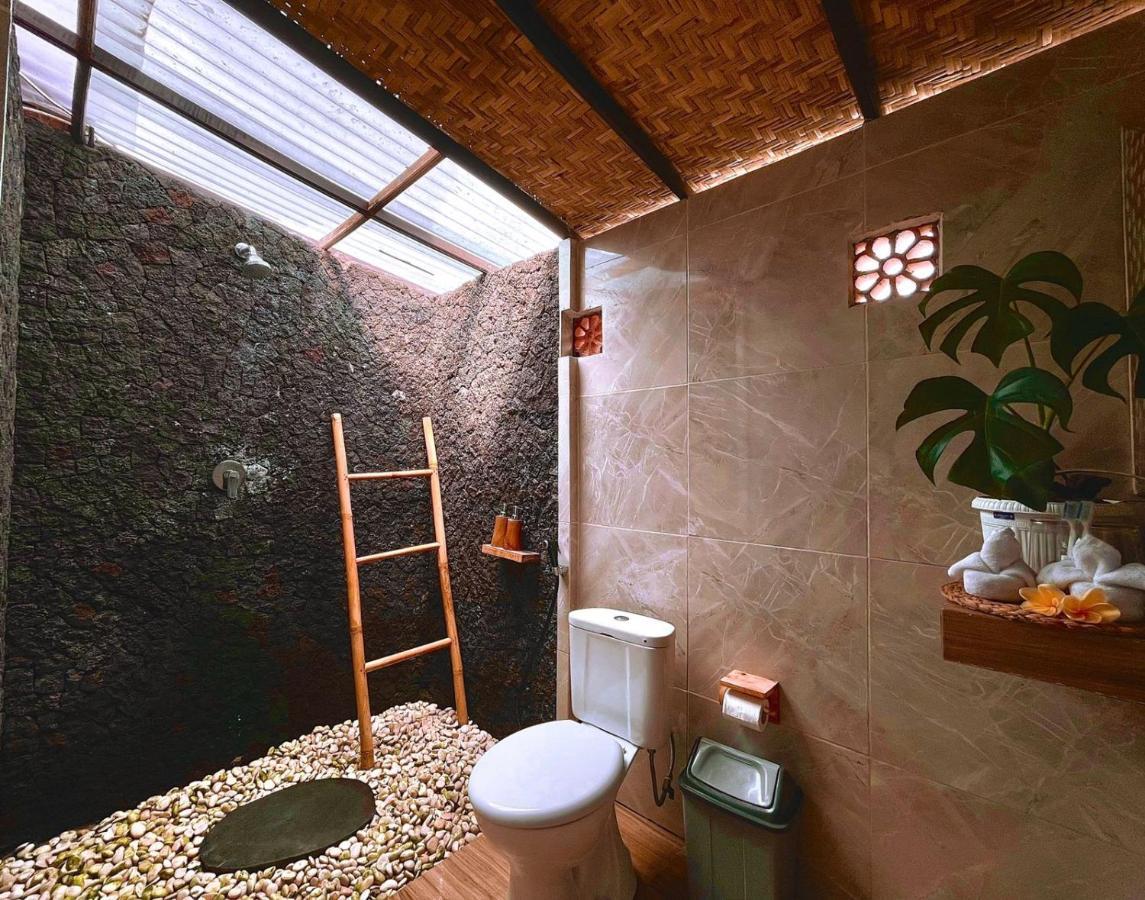 Enjung Segara Bed & Breakfast Bangli ภายนอก รูปภาพ